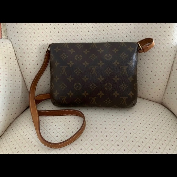 Louis Vuitton Tango Musette Long Strap - Picture 3 of 11
